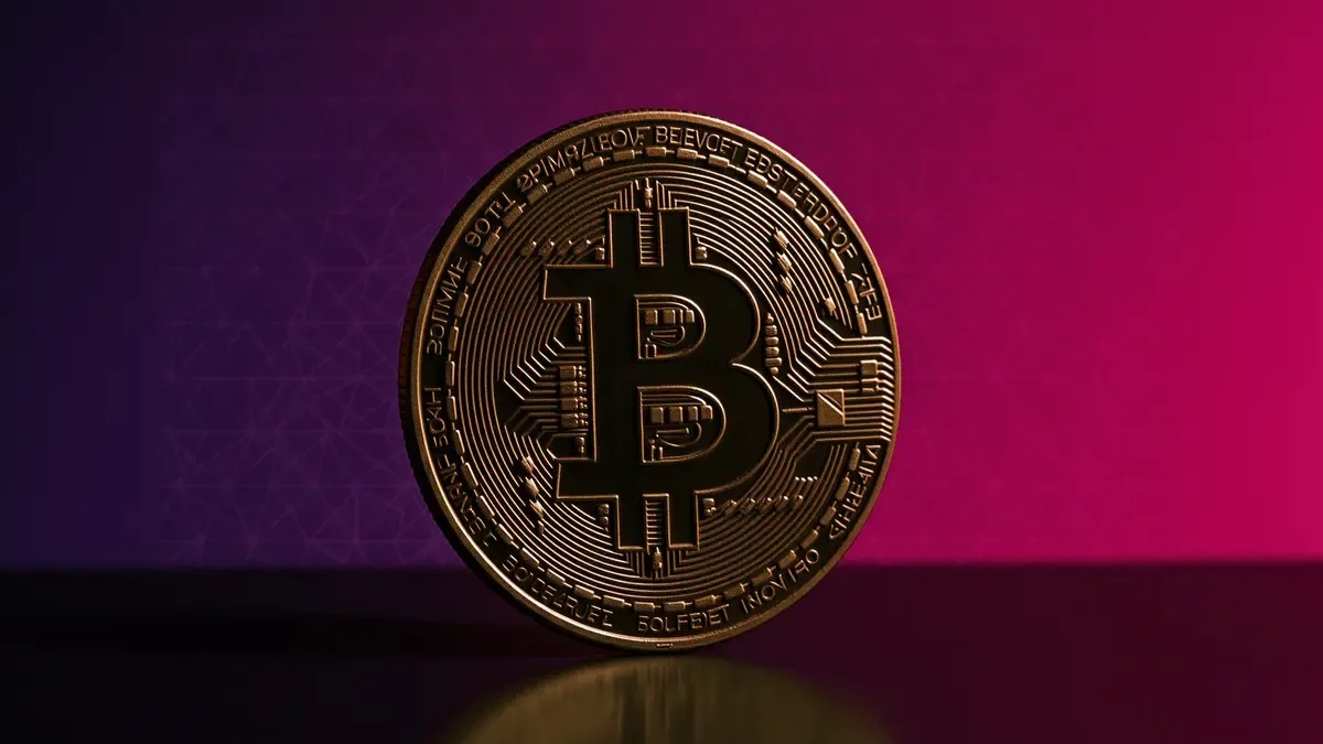 عبور بیت کوین از مرز ۶۴ هزار دلار؛ ۹۶ میلیون دلار پوزیشن فروش لیکوئید شد!
