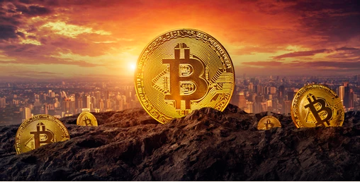 جهش موقت بیت کوین به ۶۵ هزار دلار؛ واکنش مثبت بازار به کاهش تورم PCE آمریکا